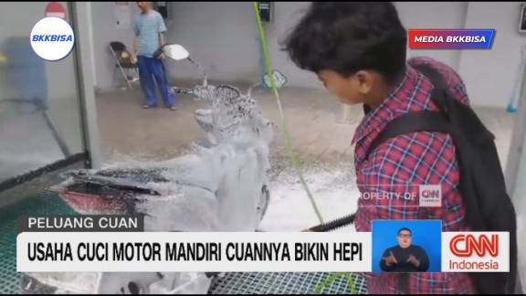 Usaha Cuci Motor Mandiri, Cuannya Bikin Hepi