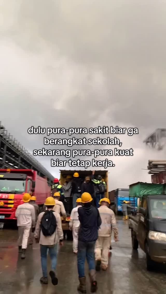 Pura Pura Kuat Biar Tetap Kerja